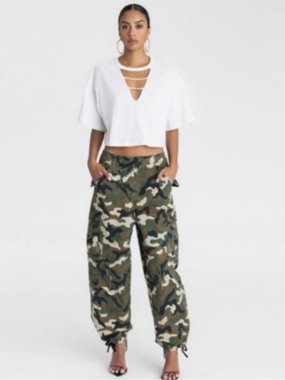 Brand New KBB.by KAHLANA camo cargo oversized Sz Large